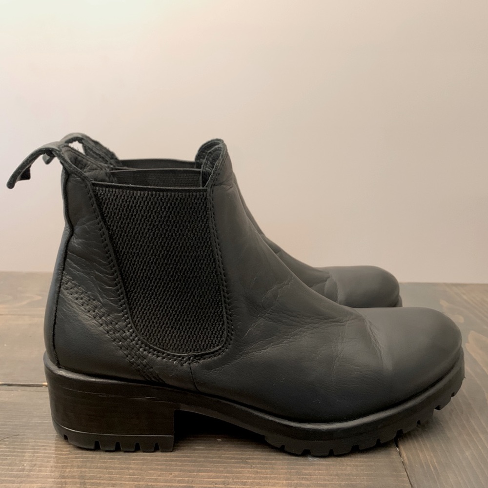 Black Chelsea Boot - Bueno